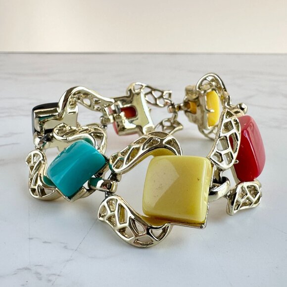 Coro Thermoset Link Bracelet 1950s Lucite - Picture 8 of 11